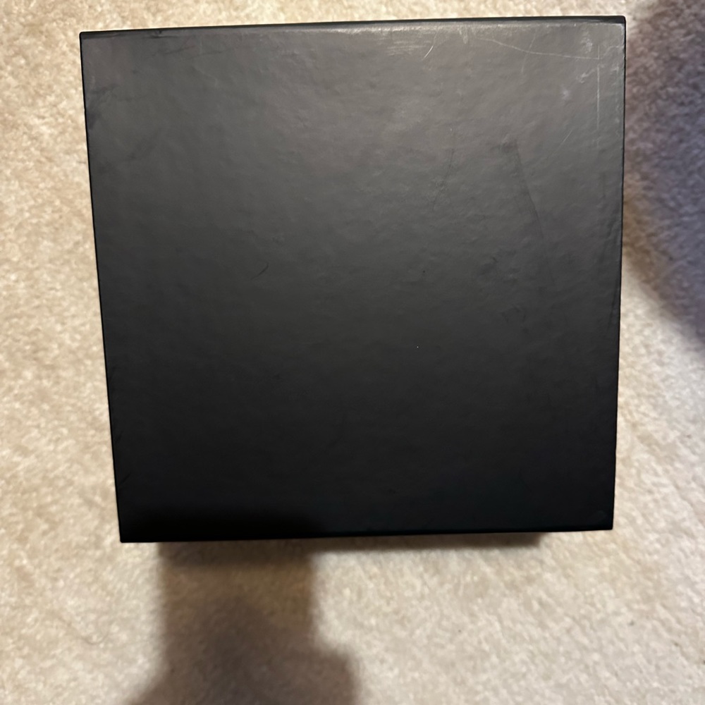 CHANEL Box - Picture 9 of 10